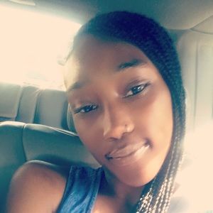 Meet your Posher, Ilasia